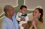 Esposa de Richarlison denuncia ataques racistas após jogador comemorar título da Espanha