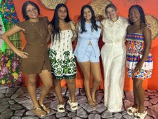 Gracinha Mão Santa reforça presença política em Buriti dos Lopes durante São João (Foto: )