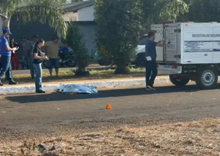 Idosa morre após ser atropelada em avenida no interior de MT; motorista foragido