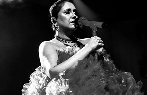 Maria Rita revela que não ouve músicas de Elis Regina: “Não ouço porque dói”