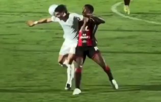 Palmeiras se manifesta e critica arbitragem em goleada sobre o Vitória