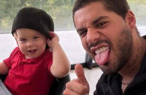 Zé Felipe se desculpa após vídeo polêmico com o filho