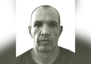 Após ser chamado para sair de casa, homem é executado a tiros dentro de carro em Guaratuba