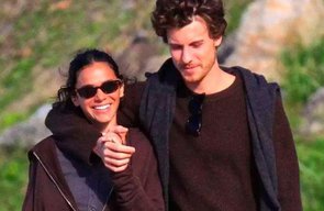 Bruna Marquezine se declara a Shawn Mendes em vídeo especial
