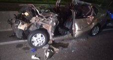 Carro "voa" após bater na mureta, invade pista contrária e mata 3 na Dutra