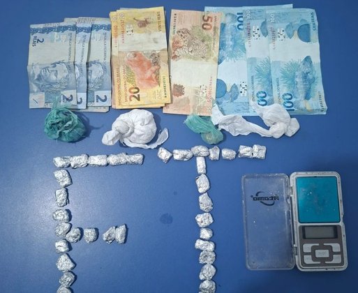 Dois homens são presos e entorpecentes são apreendidos pela PM em Oeiras