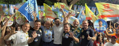 Draga Alana reúne apoiadores durante agenda na zona Norte de Teresina