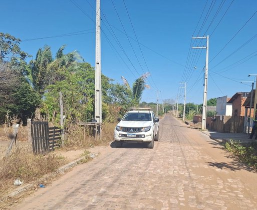 Homem é encontrado morto com ferimento no pescoço após confusão com ex-companheira