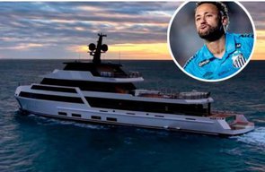 Iate de R$ 120 milhões de Neymar tem piscina e luxo