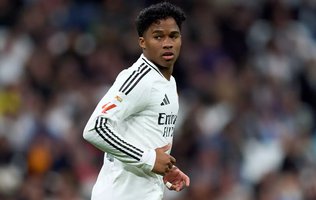Liverpool prepara oferta de R$ 410 milhões por Endrick, do Real Madrid