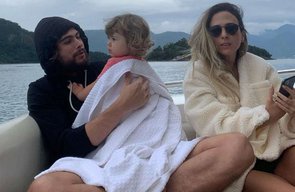 Rafa Vitti comemora 43 anos da esposa