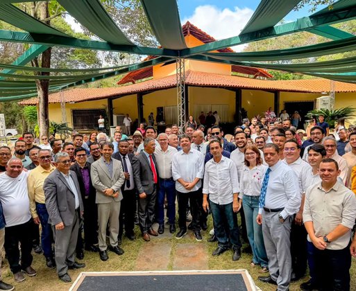 Rafael Fonteles reforça diálogo com lideranças evangélicas em Teresina