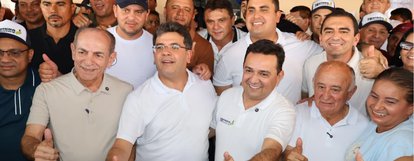 Toninho de Caridade reúne multidão durante visita de Rafael Fonteles a Caridade do Piauí