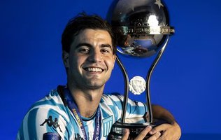 Vasco acerta a contratação de Santiago Sosa